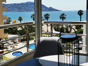 Spacieux Appartement Rose front mer et piscine